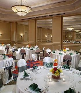 Denver Airport Marriott At Gateway Park Hotel 3*