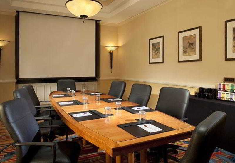 Denver Airport Marriott At Gateway Park Hotel 3*